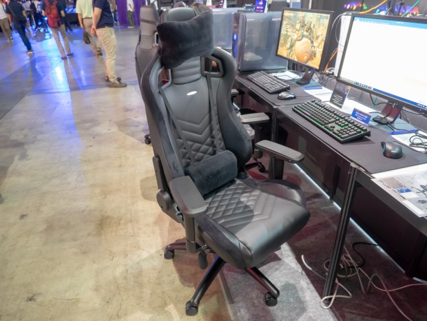 noblechairs EPIC ノーブルチェア ゲーミングチェア-