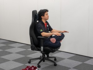 スタイルを選ばないゲーミングチェアの大本命 ドイツ Noblechairs を試す エルミタージュ秋葉原