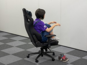 スタイルを選ばないゲーミングチェアの大本命 ドイツ Noblechairs を試す エルミタージュ秋葉原