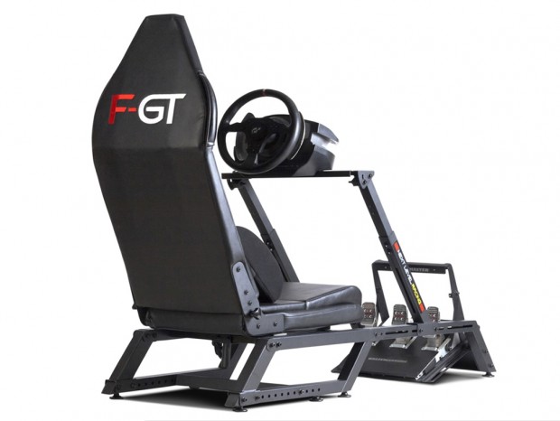 フォーミュラーカーとGTカーのシートポジションを再現するレーシングシミュレータ