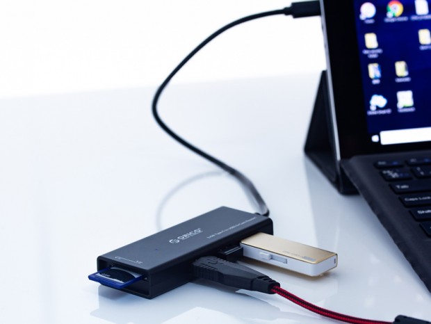 USBハブ機能を搭載したType-C接続カードリーダが上海問屋から