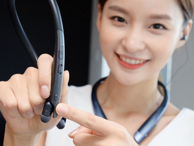 LG、リアルタイム翻訳も可能なGoogleアシスタント対応オーディオ「LG TONE Platinum SE」