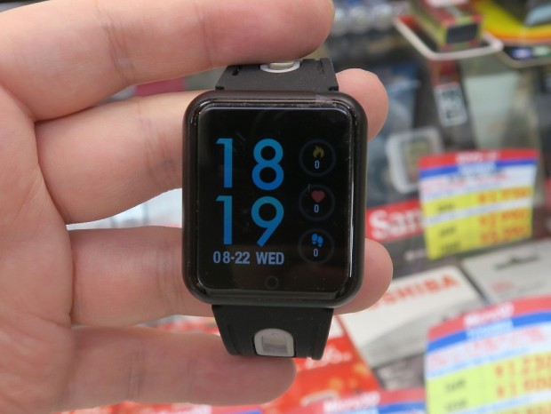 Apple Watchっぽい格安スマートウォッチ発売 見やすいips液晶搭載で5千円切り エルミタージュ秋葉原