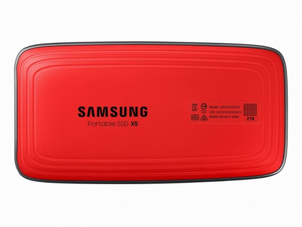 最大転送2.8GB/s。Thunderbolt 3接続の高速ポータブルSSD、Samsung「X5」シリーズ
