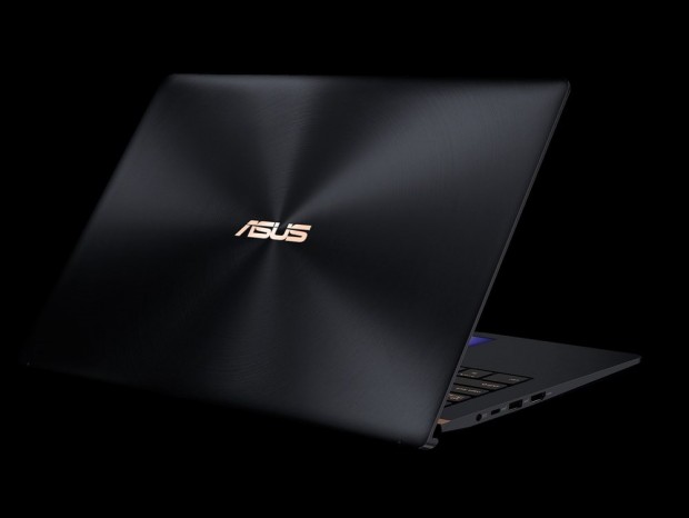 ScreenPad搭載のWhiskey Lake-UノートPC、ASUS「ZenBook Pro 14 UX480FD」