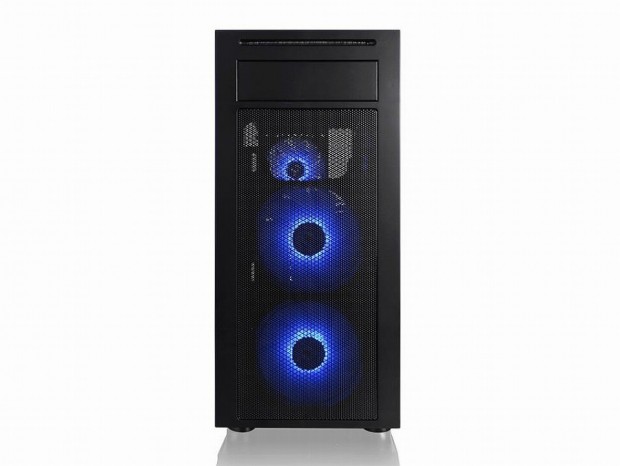 Thermaltake、RGBファンを集中制御できるミドルタワー「Versa J22 Tempered Glass RGB」