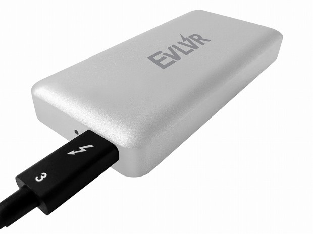 Patriot、Thunderbolt 3対応の高速・小型ポータブルSSD「EVLVR」