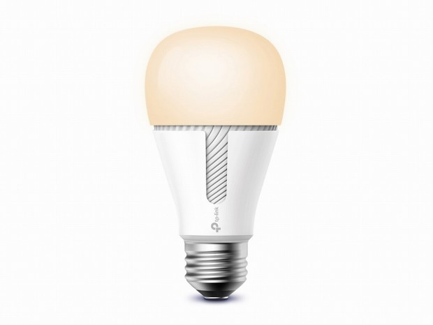 ティーピーリンク、音声コントロールできるスマートLED電球「KL130」＆「KL110」