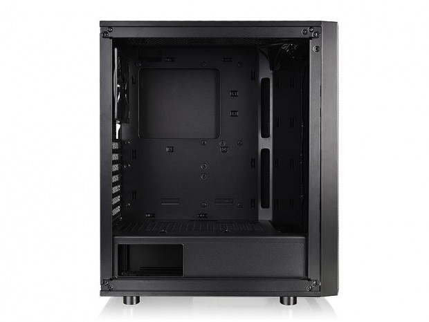 Thermaltake、マザーボードで制御できるRGBファン搭載ミドルタワー2種発売