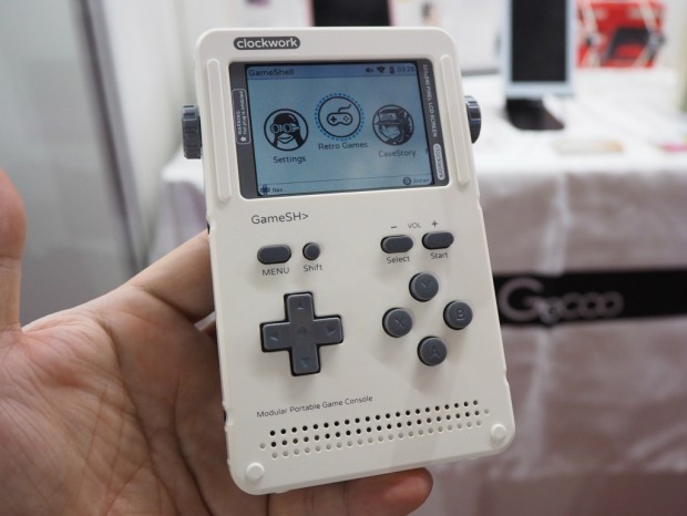 Tgs18 ゲームボーイ風ポータブルゲームコンソール Gameshell が間もなく発売開始 エルミタージュ秋葉原 Tgs18 ゲームボーイ風ポータブルゲームコンソール Gameshell が間もなく発売開始 エルミタージュ秋葉原