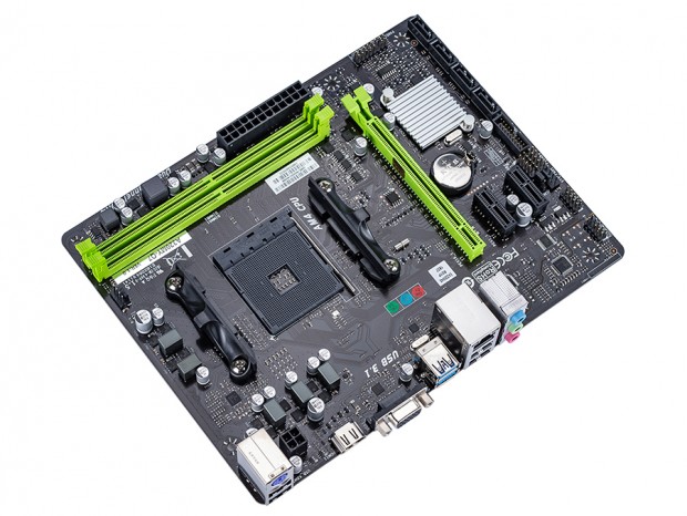 幅174mmの第2世代Ryzen対応MicroATXマザーボード、SUPoX「A320MY-Q7」