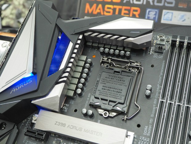 aorus_z390_1024x768_04