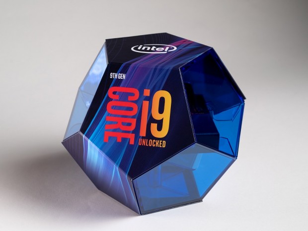 Intel、8コア16スレッドの「Core i9-9900K」発表。12面ダイス風パッケージで19日発売