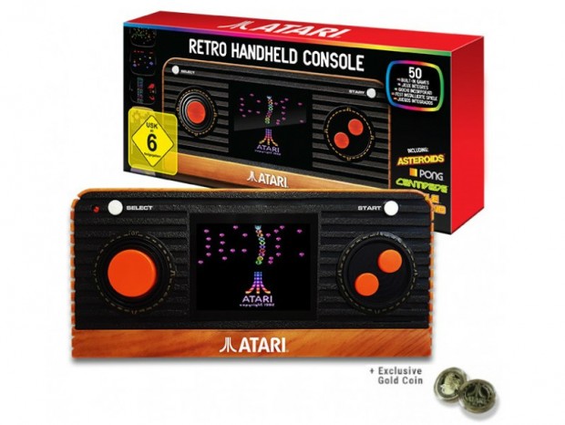 「Atari 2600」デザインのポータブルゲーム機「Atariポータブル」予約受付開始