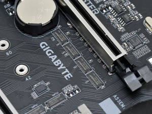 z390aorus_21_1024x768