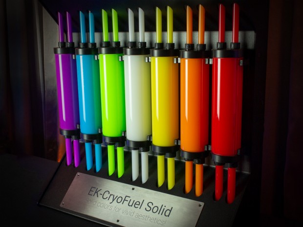 顔料が分離しない非透明クーラント液、EK Water Blocks「EK-CryoFuel Solid」