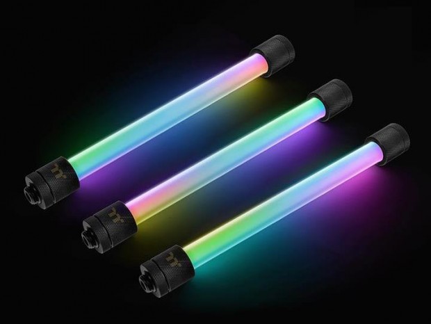アドレサブルRGB LED搭載のハードチューブ用水冷フィッティングがThermaltakeから