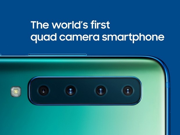 驚きの4眼カメラスマートフォン「Galaxy A9」をSamsungが発表