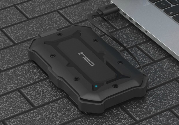 MIL規格準拠の防水・防塵・耐衝撃ポータブルSSD、センチュリー「ineo」