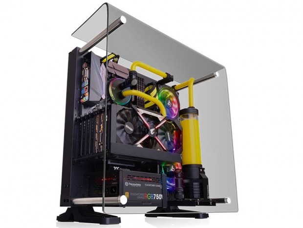 Thermaltake、オープンフレームPCケース「Core P3 TG」に曲面パネルモデル追加