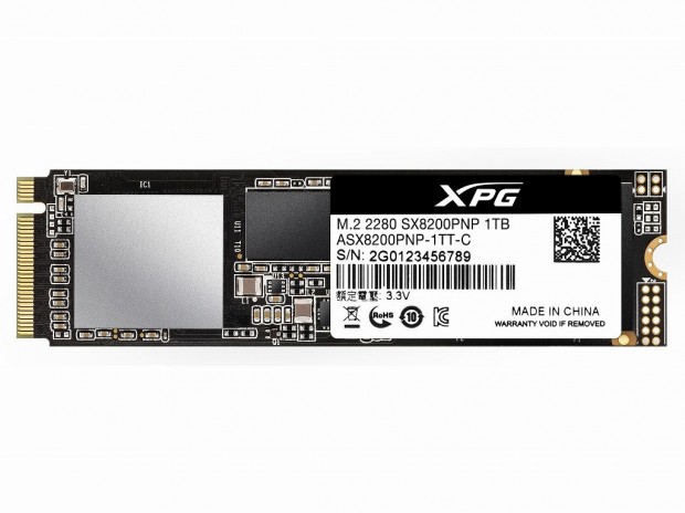 シーケンシャル3.5GB/s、ランダム39万IOPSのNVMe M.2 SSD、ADATA「XPG SX8200 Pro」