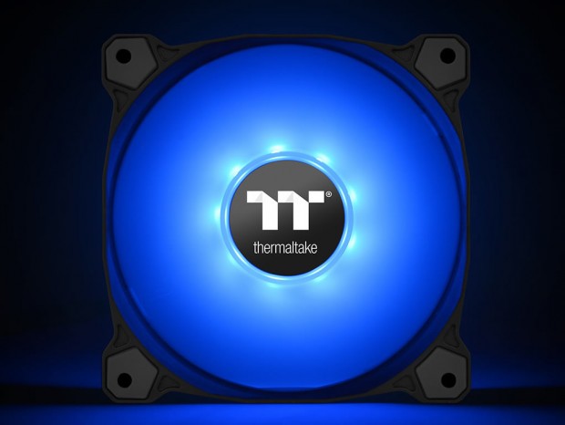 Thermaltake、140mm口径RGB LEDファンの3個パック11月2日発売