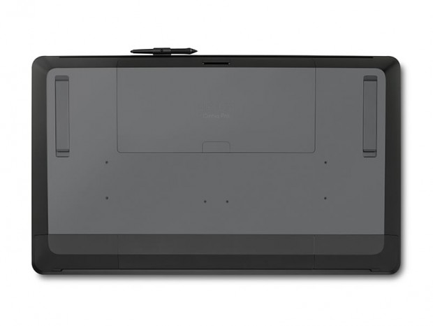 ワコム、初の31.5型液晶ペンタブレット「Wacom Cintiq Pro 32」11月2日発売