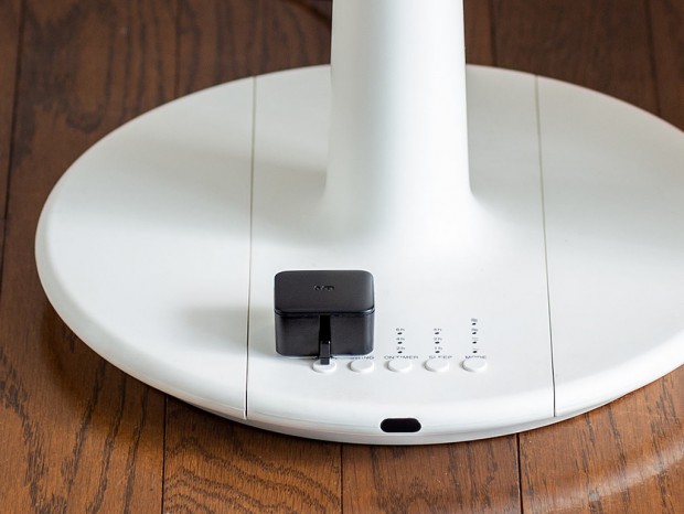 家中のスイッチをスマホでポチる、ワイヤレススイッチロボット「SwitchBot」