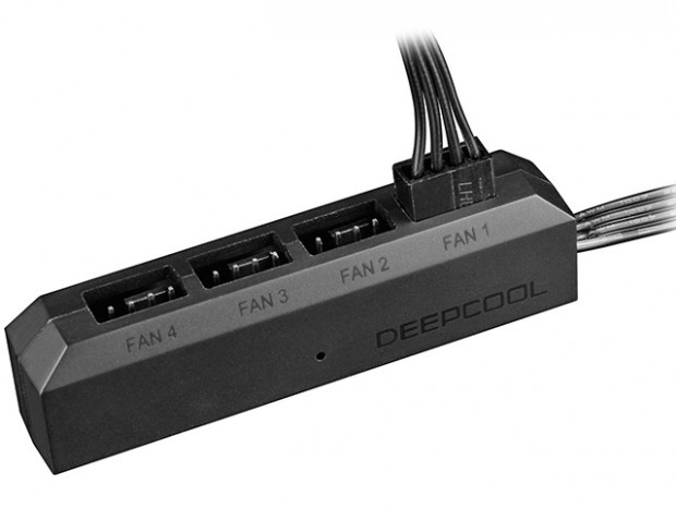 Deepcool、好きなところに貼り付けられるPWM対応4ポートファンハブ「FH-04」