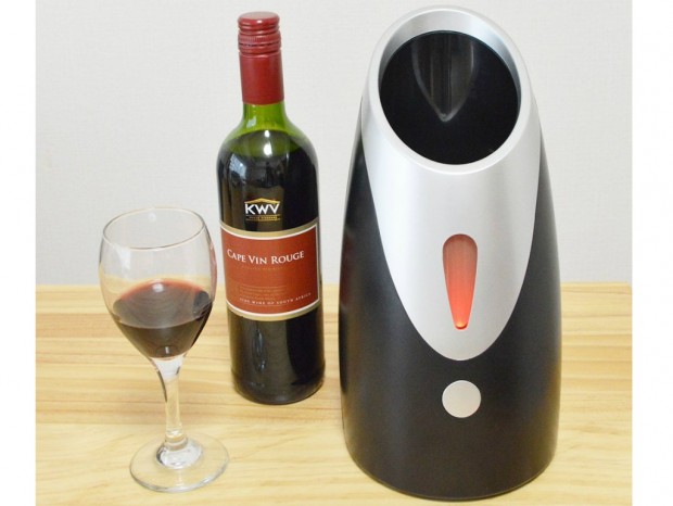ワインを適温で美味しく飲める、サンコー「卓上ワインクーラー1本用」発売