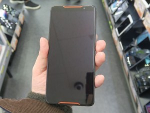 ROG-Phone_Razer-Phone2_1024x768c