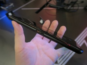 ROG_Phone_press_10_1024x768