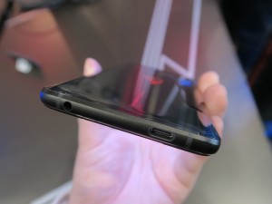 ROG_Phone_press_11_1024x768