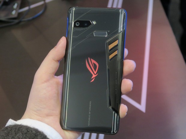 ROG_Phone_press_18_1024x768