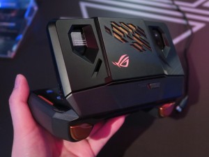 ROG_Phone_press_26_1024x768