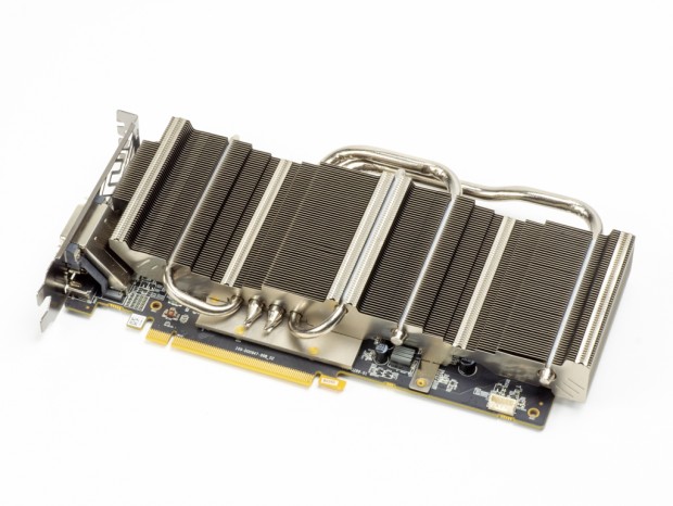 NITRO+RX590_071_1024x768