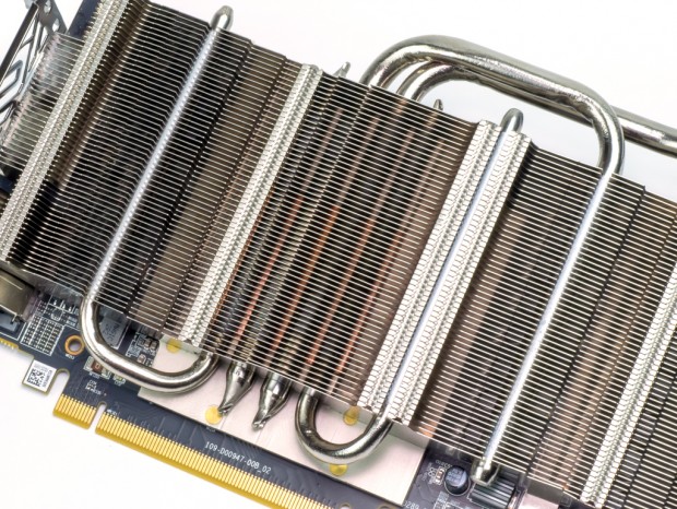 NITRO+RX590_072_1024x768