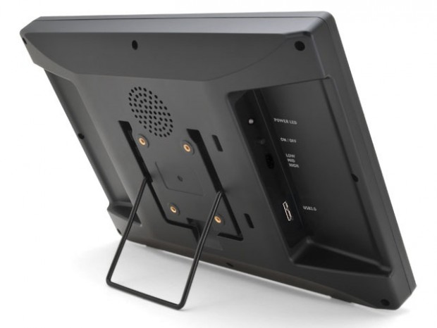 USBケーブル1本で接続できる10点マルチタッチ液晶、センチュリー「plus one Touch」