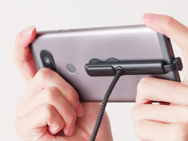 横持ちスマホゲーを邪魔しない、「ピタっとつくL字Type-C充電ケーブル」がサンコーから