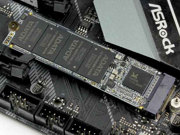 NVMe SSDでは珍しいDRAMキャッシュレスモデル、ADATA「XPG SX6000 Pro