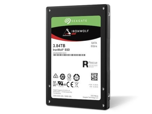 書込耐性7,000TBW。世界初のNAS向け高耐久SSD、Seagate「IronWolf 110」など計3モデル