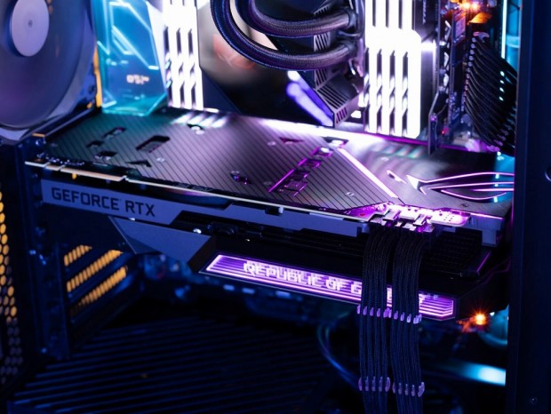 ASUS GeForce RTX 2080 Ti 水冷化済み ASUS - 通電1h未満 RTX2080Ti 水冷化済みの通販 by SPNTA's shop