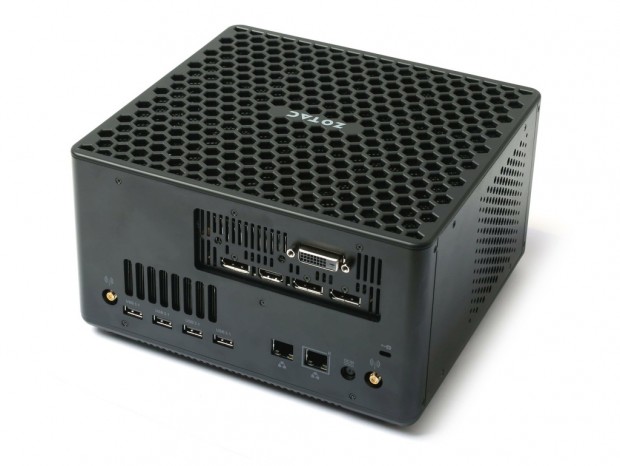 GeForce RTX 2070を搭載した約6リットルの小型PC、ZOTAC「MAGNUS EC52070D」