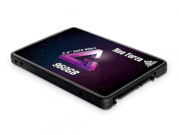 読込最高560MB/secの3D NAND採用2.5インチSSD、Neo Forza「NF-SSD」シリーズ