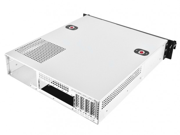 MicroATX対応のストレージサーバー向けコンパクト2Uケース、SilverStone「RM21-304」