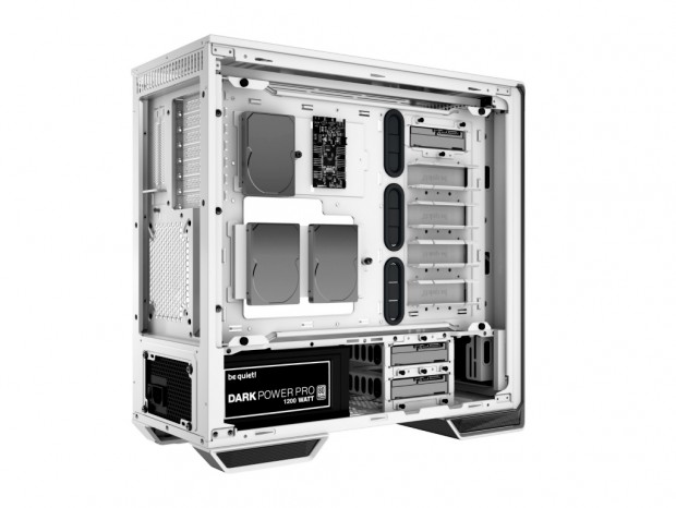 DARK BASE 700 PCケース, 水冷クーラー