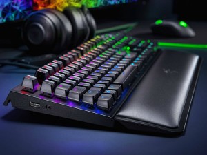 razer-blackwidow-elite-gallery-04