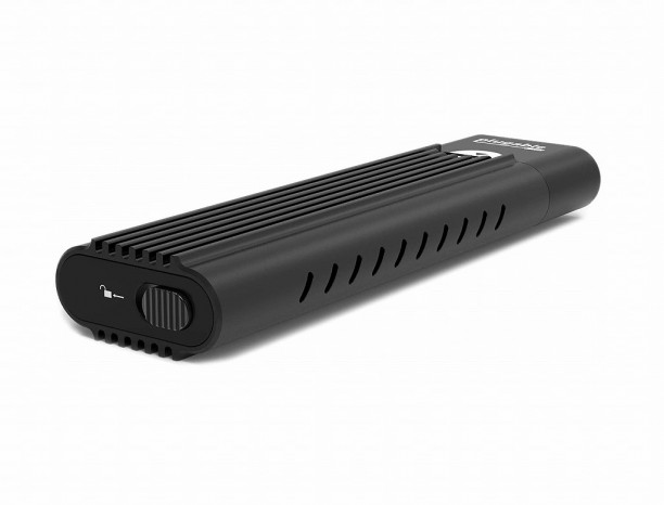 アルミ製筐体で放熱する、USB3.1 Gen.2対応のNVMe SSDケースがPlugableから