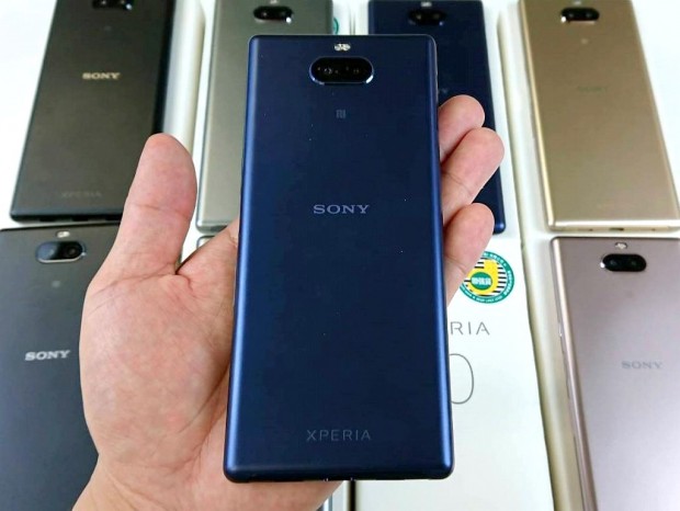 xperia10_10plis_1024x768g