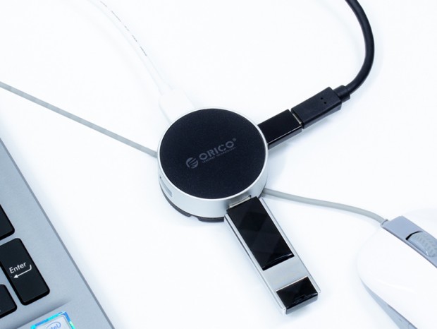 卓上のケーブル1本をマネジメントする「ケーブルマネジメント機能付きUSB3.0ハブ」